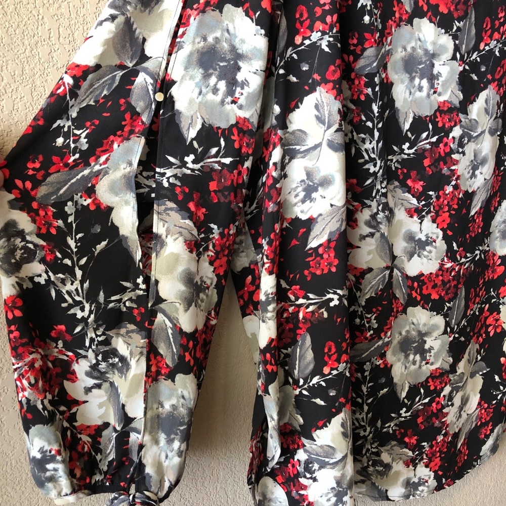 The Limited Collection Top - Picture 4 of 5